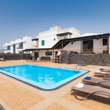 Villa Adelina *