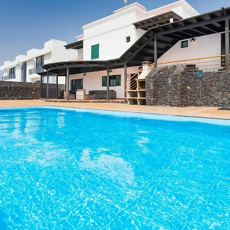 Villa Adelina *